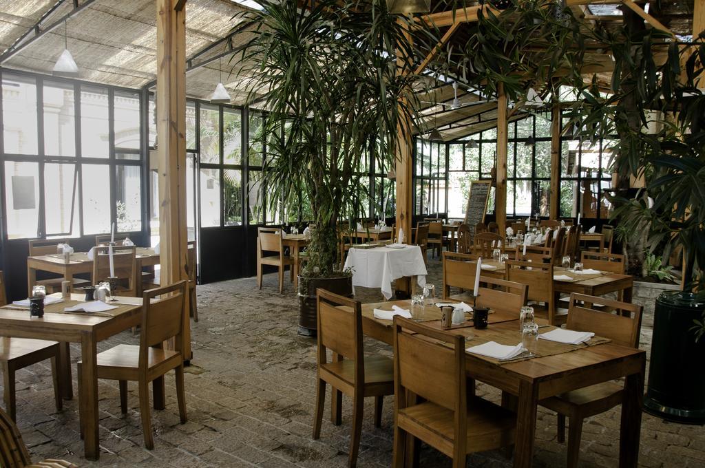 Hotel Restaurant Le Combava Antananarywa Zewnętrze zdjęcie