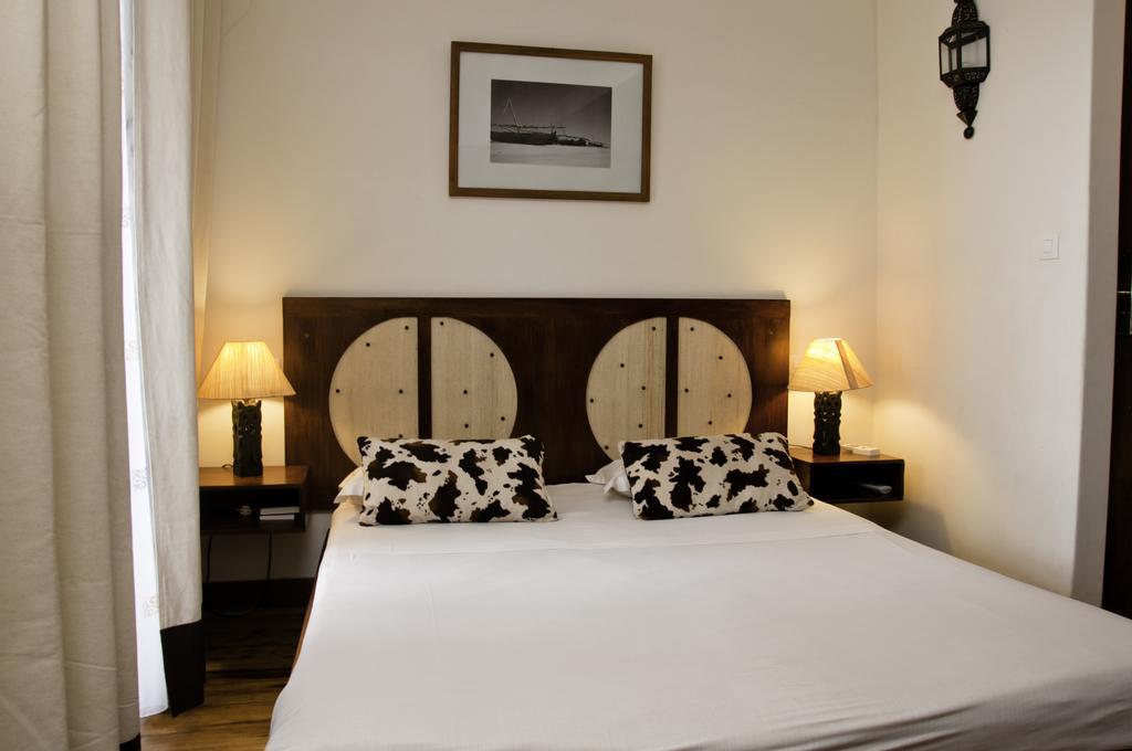 Hotel Restaurant Le Combava Antananarywa Pokój zdjęcie