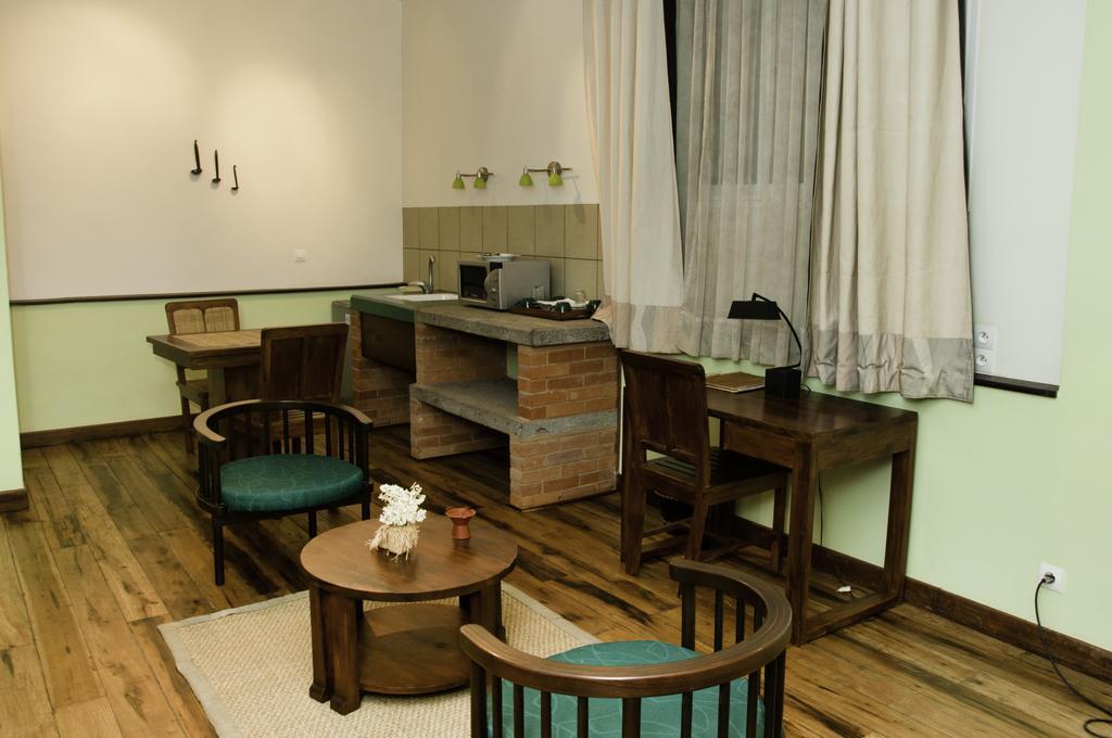 Hotel Restaurant Le Combava Antananarywa Zewnętrze zdjęcie