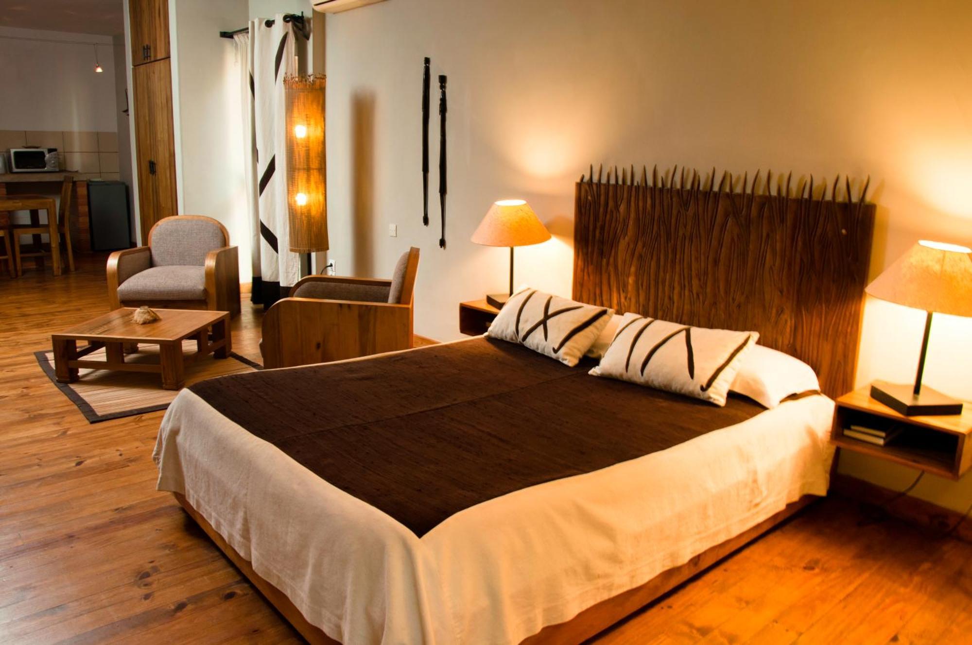 Hotel Restaurant Le Combava Antananarywa Zewnętrze zdjęcie