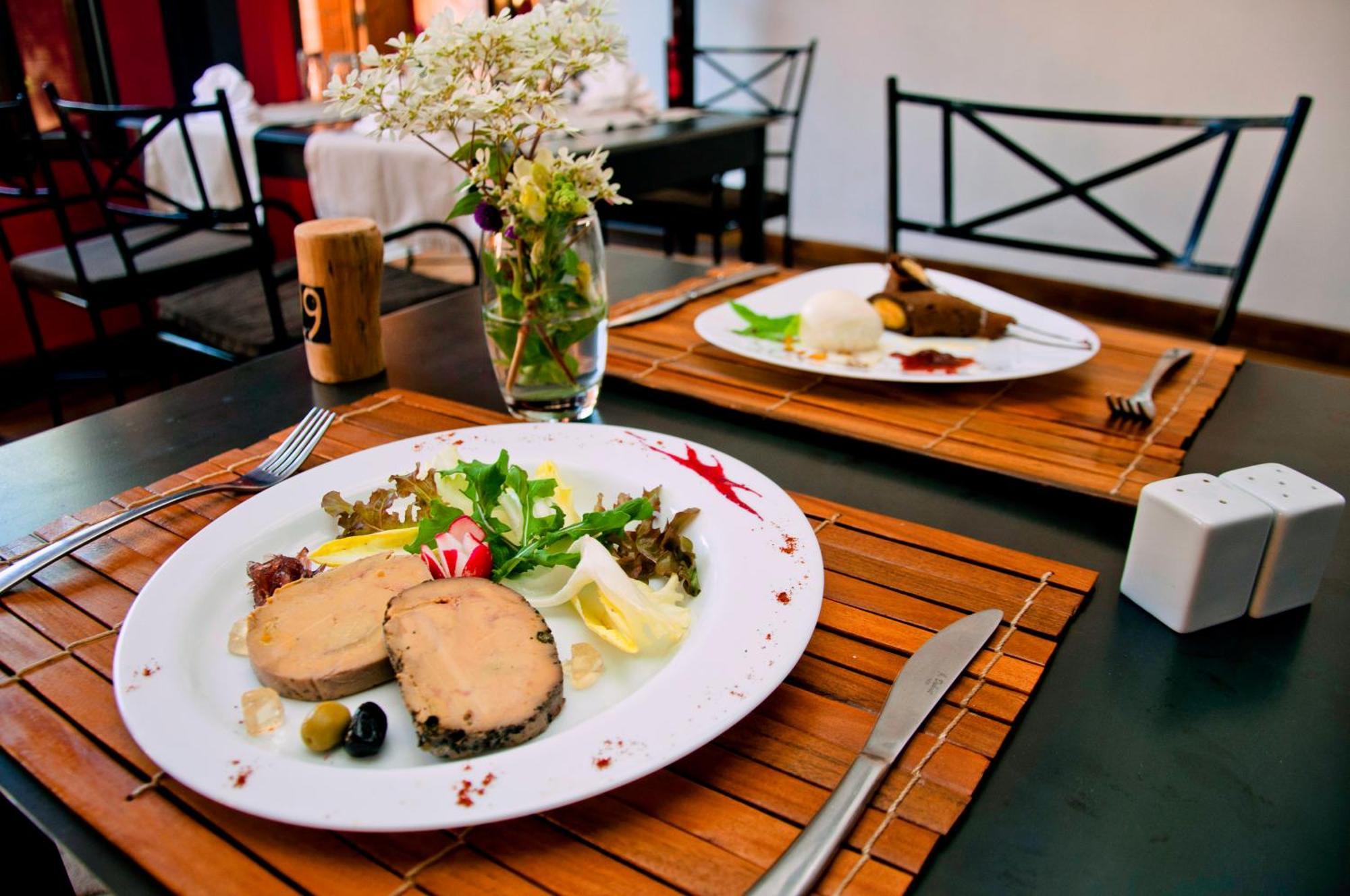 Hotel Restaurant Le Combava Antananarywa Zewnętrze zdjęcie