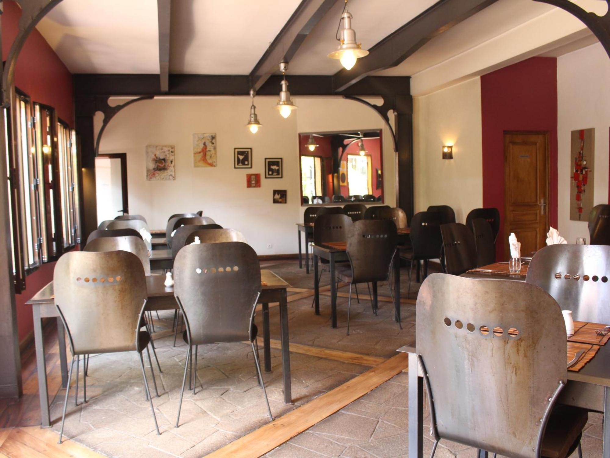 Hotel Restaurant Le Combava Antananarywa Zewnętrze zdjęcie
