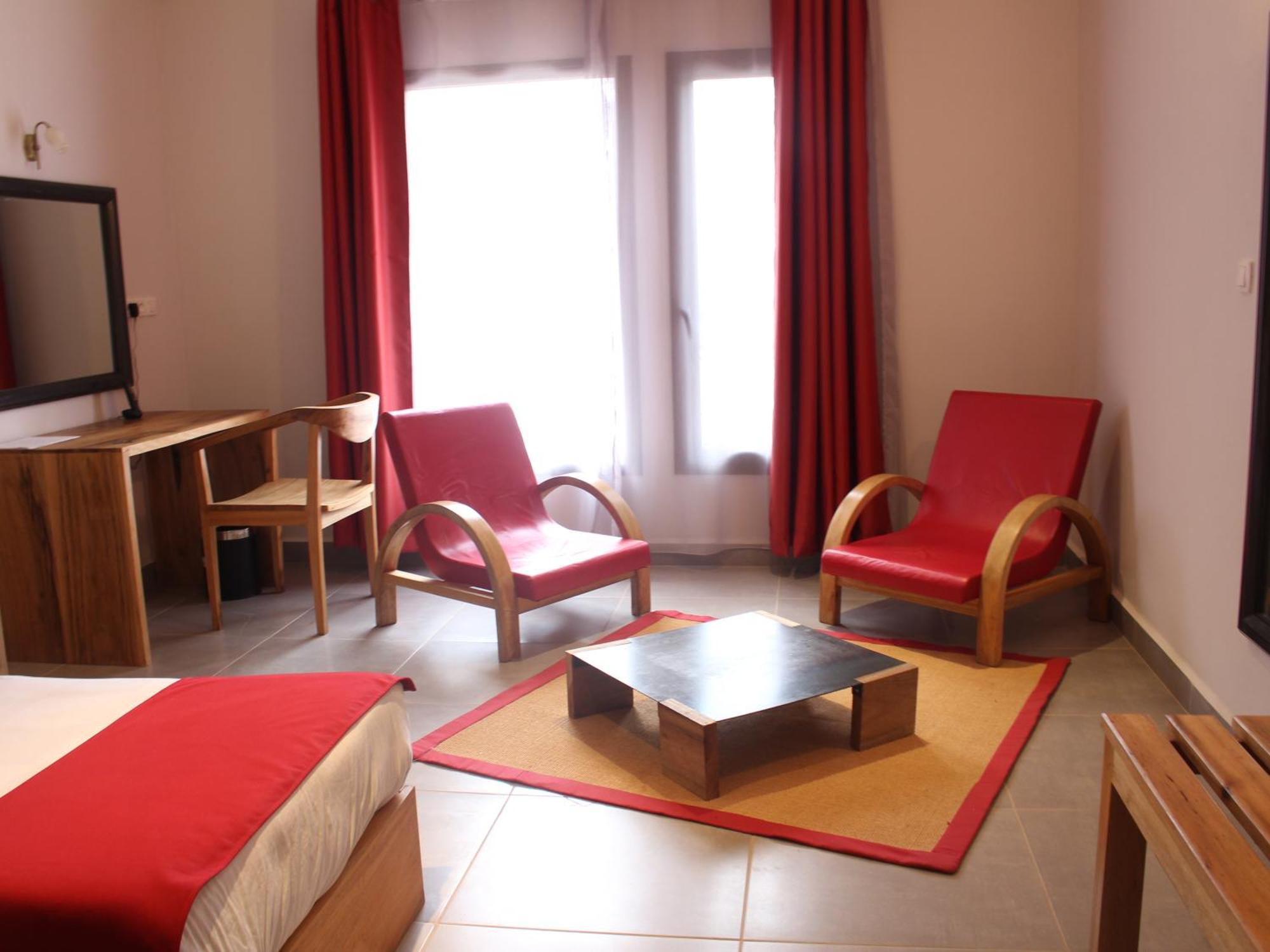 Hotel Restaurant Le Combava Antananarywa Zewnętrze zdjęcie