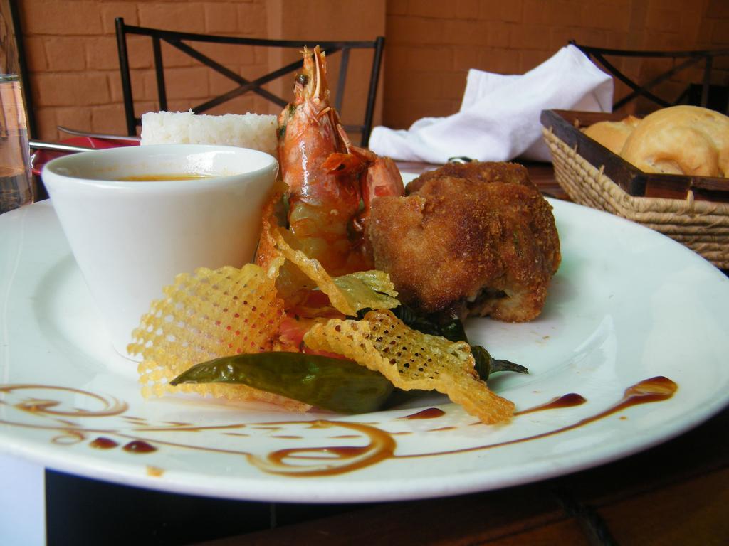 Hotel Restaurant Le Combava Antananarywa Zewnętrze zdjęcie